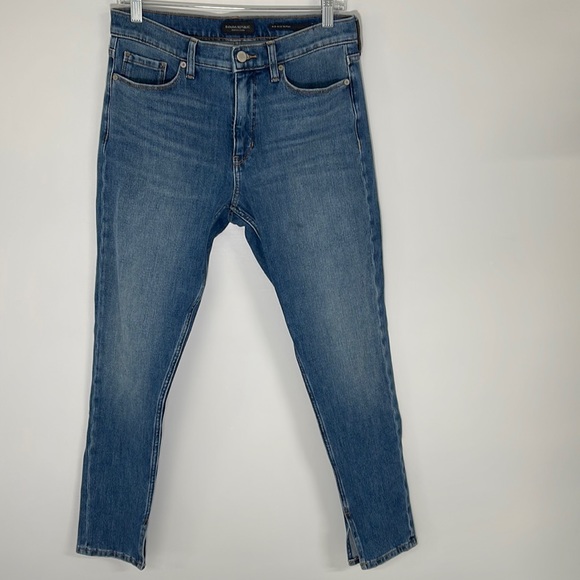 Banana Republic Denim - Banana Republic Mid-Rise Skinny Jeans Size 29